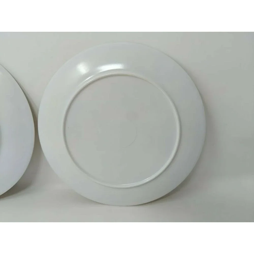 Peanuts plates has